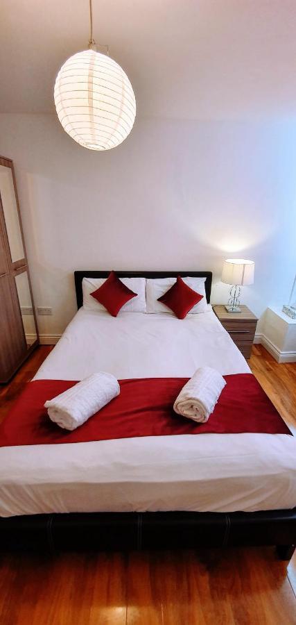 Alexandra Contractor House - Free Parking For Large Vans, Free Wifi & Netflix By Firoz Property Management אלדרשוט מראה חיצוני תמונה